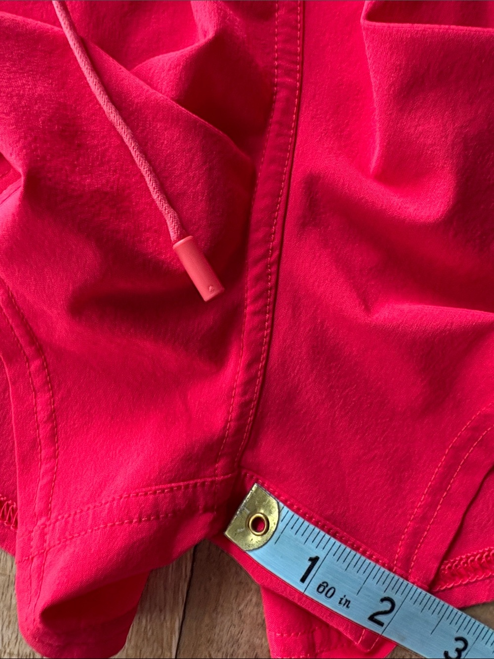 Lululemon Women’s Athletic Shorts size 2 - Picture 9 of 9